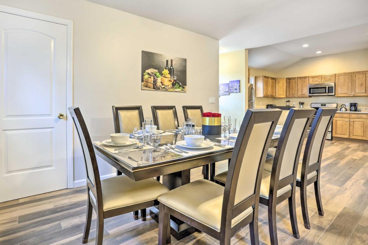 Ideally Located Glen Cove Apartment! Exterior photo